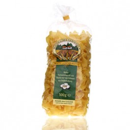 Abb. Bandnudeln (18mm) - Walznudeln (8mm) schmaler